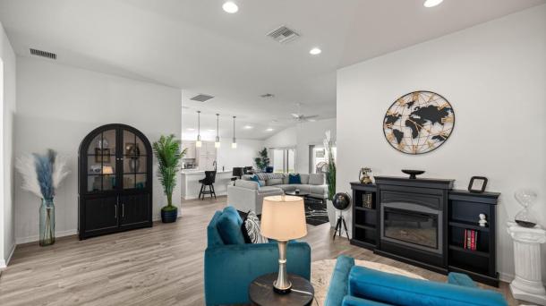 ID#2050 - Chic Villages 3BR | King Suite | Patio | Golfcart