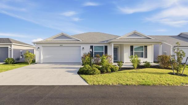 ID#2123 - Spacious 3BR in The Villages! Near Eastport /Pools