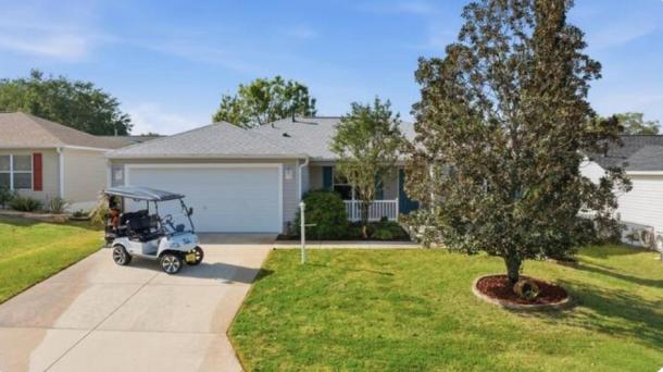 ID#2125 - 3BR in The Villages Near Lake Sumter | Golfcart