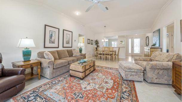 ID#2134 - 3BR Near Brownwood + Golf Cart + Office + Patio
