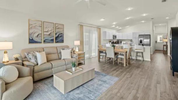 ID#2149 - Dog-Friendly Coastal Cottage | Golf Cart