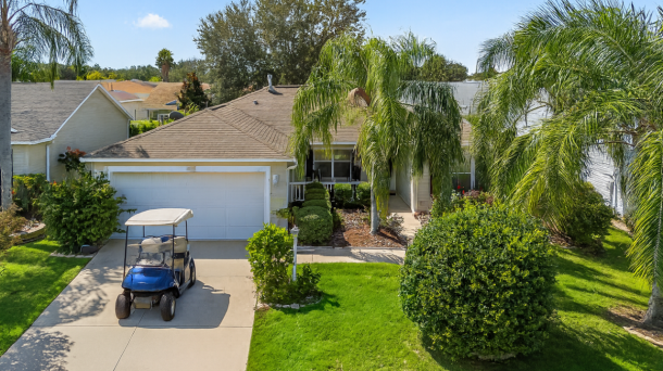 ID#2155 - The Villages Retreat w/ Hot Tub & Golf Cart